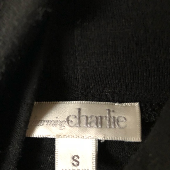 Black turtleneck sweater - Picture 2 of 2